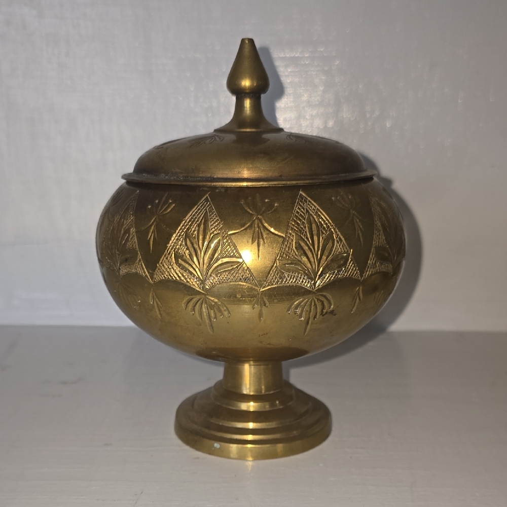 Gold Botanical Accent Decor Piece